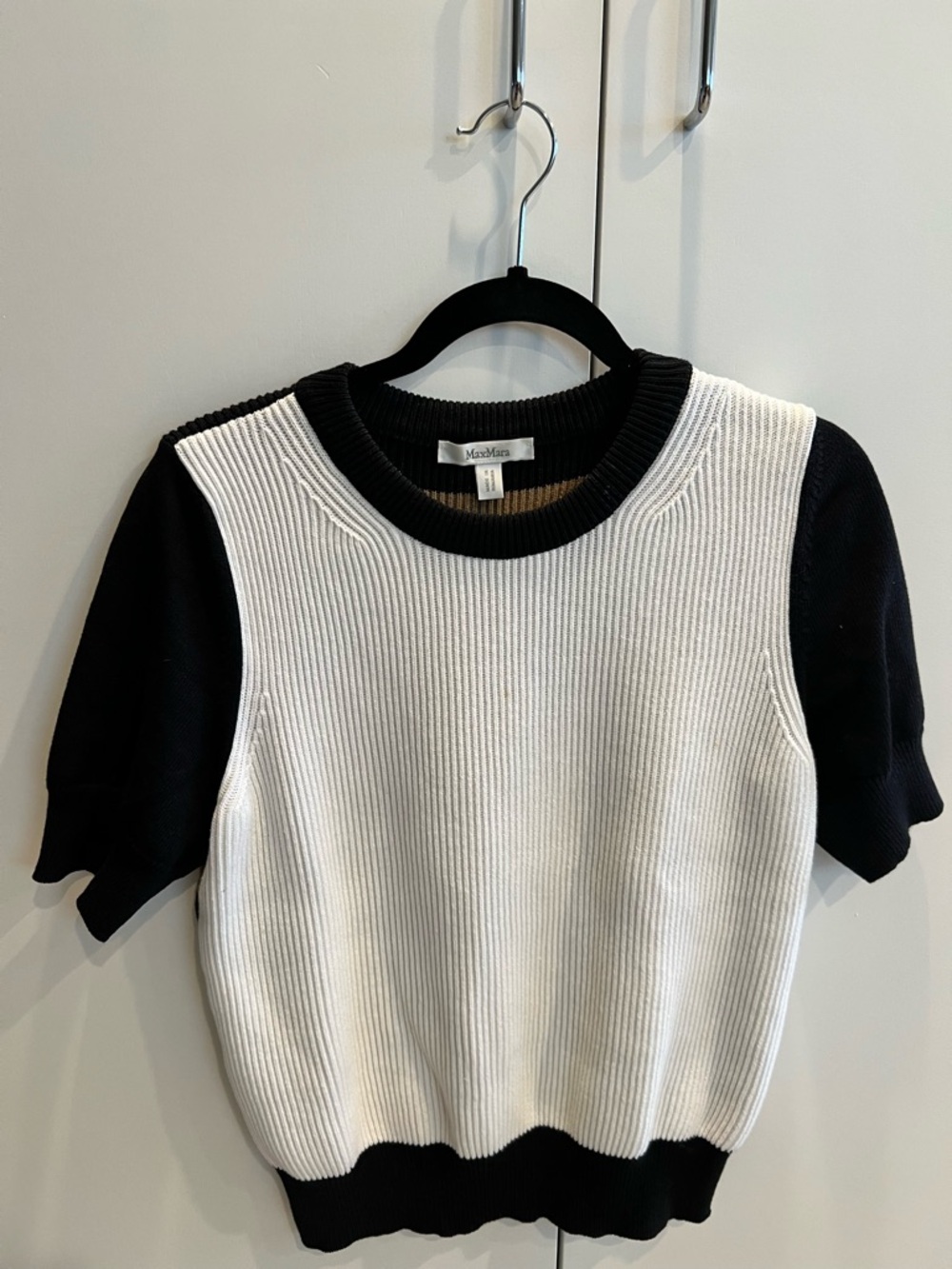MaxMara Black and White Short Sleeve Ribbed Sweater